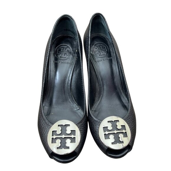 TORY BURCH Chelsea Black Leather Silver Medallion Wedge Heel Sz 6 EUC - Picture 1 of 8